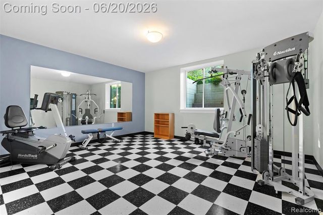 8861 Pleasantview, Northville, MI 48168