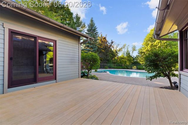 8861 Pleasantview, Northville, MI 48168