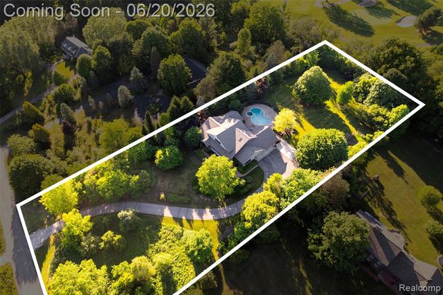 8861 Pleasantview, Northville, MI 48168