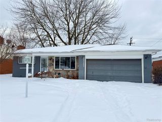 29265 Van Laan Drive, Warren, MI 48092