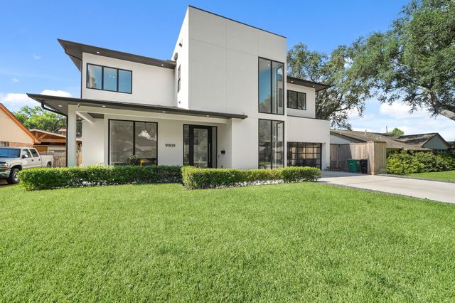 9909 Larston Street, Houston, TX 77055
