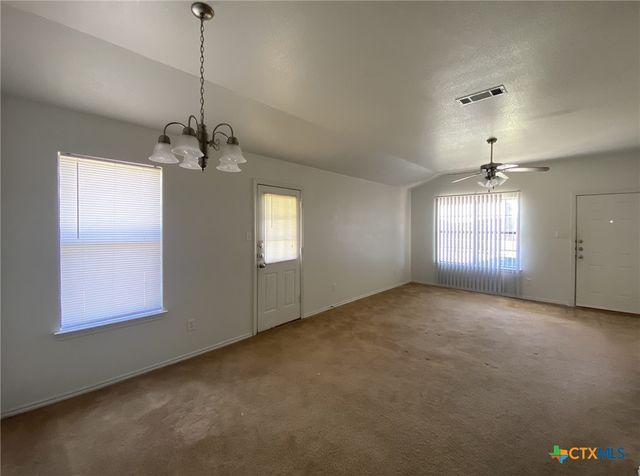 2802 Ashley Drive 2802, Copperas Cove, TX 76522