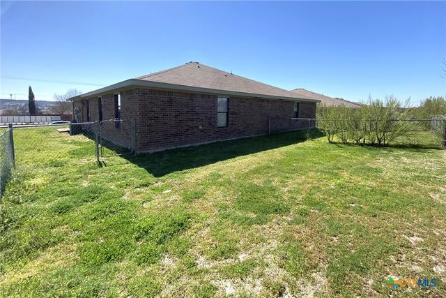 2802 Ashley Drive 2802, Copperas Cove, TX 76522