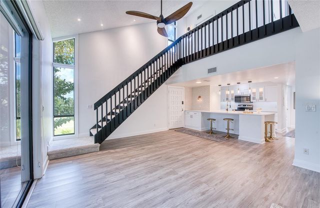 1328 PELICAN CREEK CROSSING D, St Petersburg, FL 33707