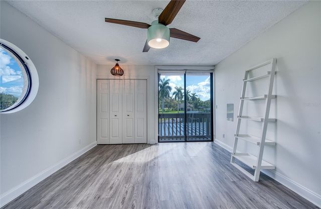 1328 PELICAN CREEK CROSSING D, St Petersburg, FL 33707
