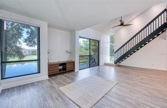 1328 PELICAN CREEK CROSSING D, St Petersburg, FL 33707