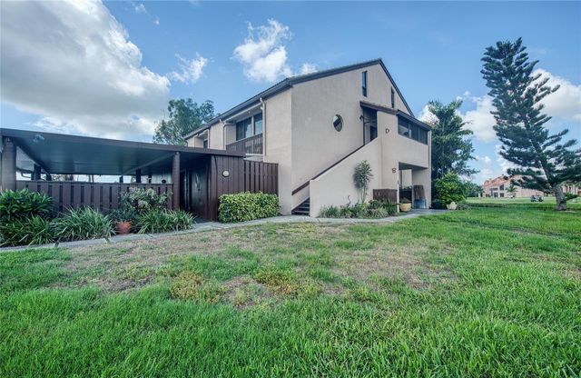 1328 PELICAN CREEK CROSSING D, St Petersburg, FL 33707