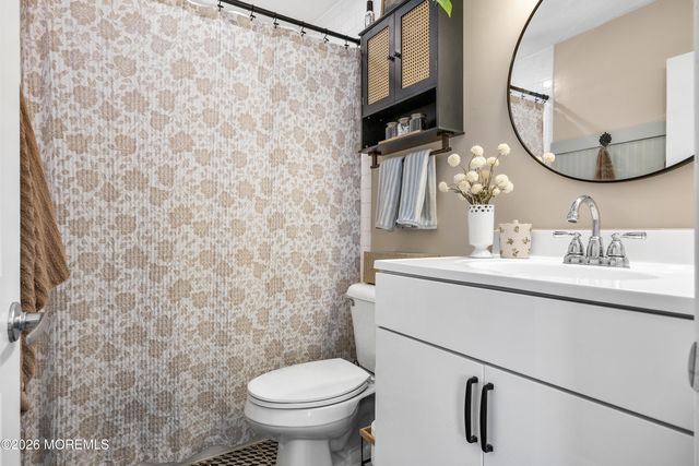 75 Nevada Avenue, Cherry Hill, NJ 08002