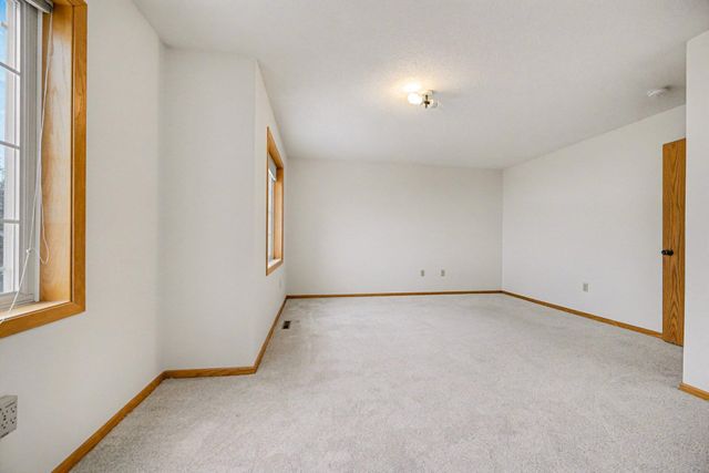 15329 Greenhaven Lane 102, Burnsville, MN 55306