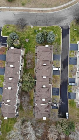 15329 Greenhaven Lane 102, Burnsville, MN 55306