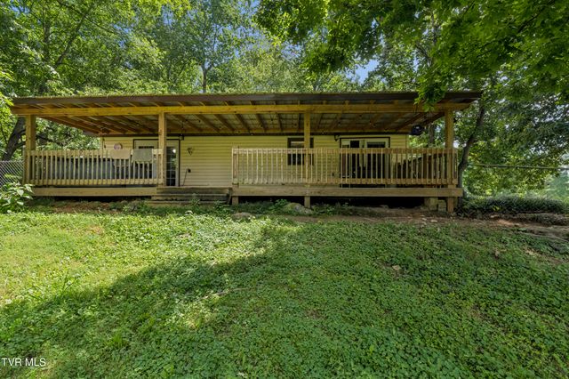 127 Hallborough Drive, Jonesborough, TN 37659
