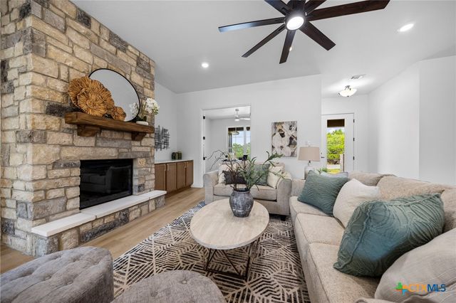 15987 Charlya Drive, Temple, TX 76502