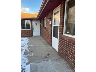 24 Cedar Ct, Longmont, CO 80503