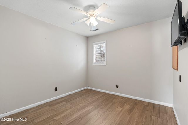 1052 Valley Drive, Calabash, NC 28467