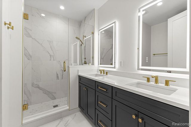 156 N Center Unit 303, Northville, MI 48167