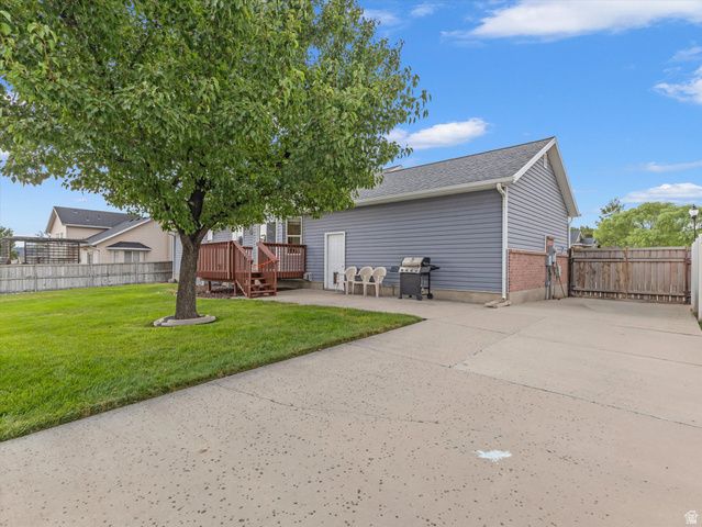 5118 W OLD CREEK RD, West Jordan, UT 84081