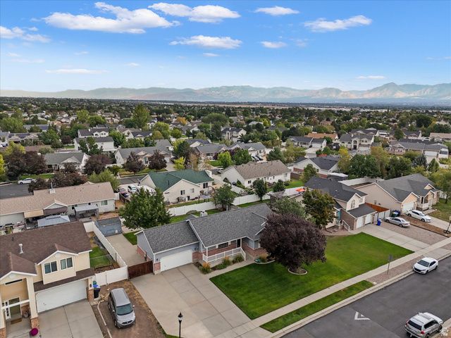 5118 W OLD CREEK RD, West Jordan, UT 84081