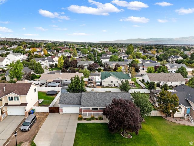 5118 W OLD CREEK RD, West Jordan, UT 84081