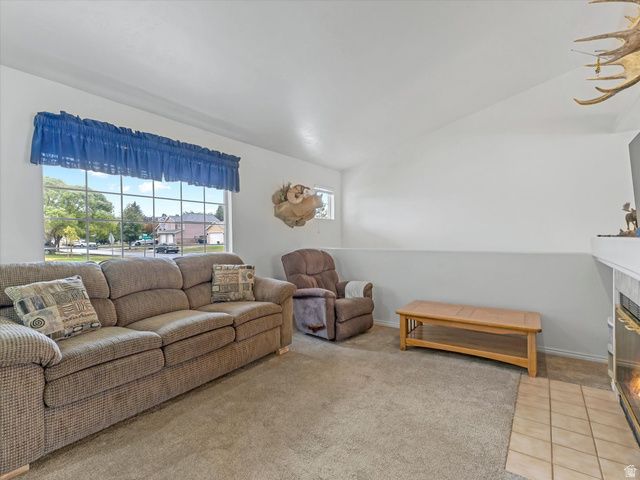 5118 W OLD CREEK RD, West Jordan, UT 84081