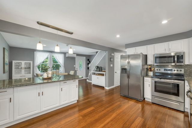 178 Bow Bog Road, Bow, NH 03304