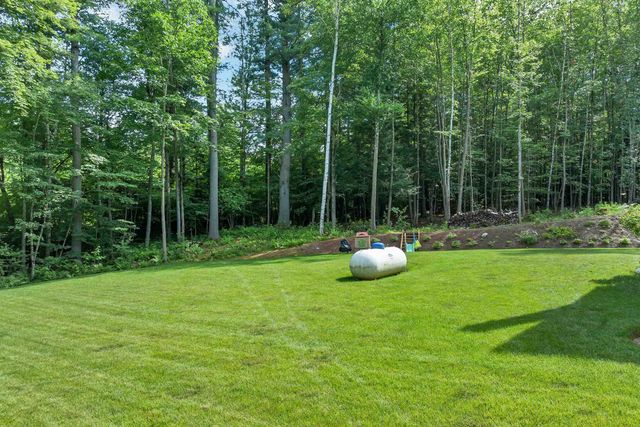 178 Bow Bog Road, Bow, NH 03304