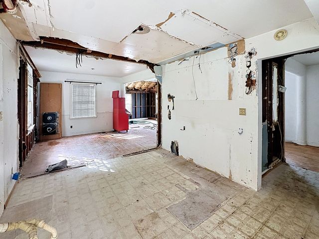 1418 35th Avenue, Rock Island, IL 61201