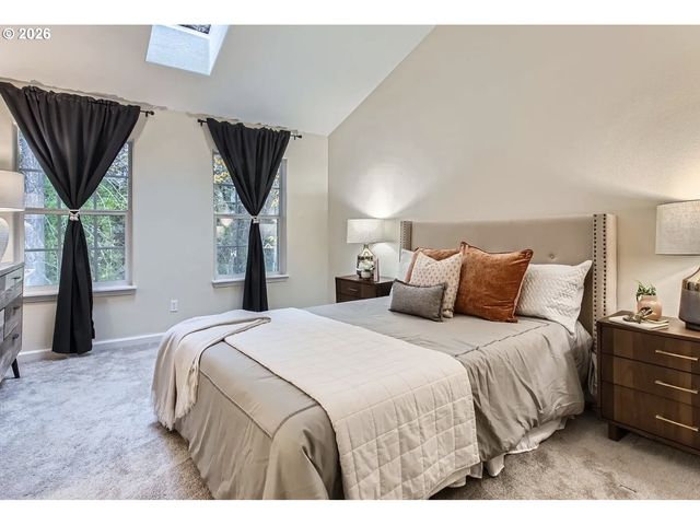 11369 Sw SYCAMORE Pl, Portland, OR 97223