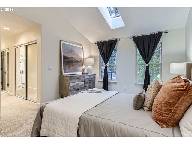 11369 Sw SYCAMORE Pl, Portland, OR 97223