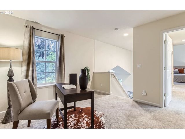 11369 Sw SYCAMORE Pl, Portland, OR 97223