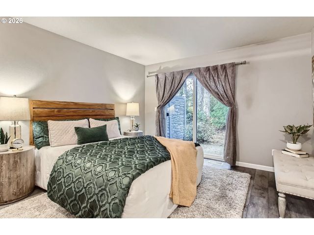 11369 Sw SYCAMORE Pl, Portland, OR 97223