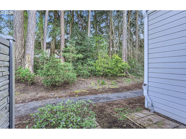 11369 Sw SYCAMORE Pl, Portland, OR 97223