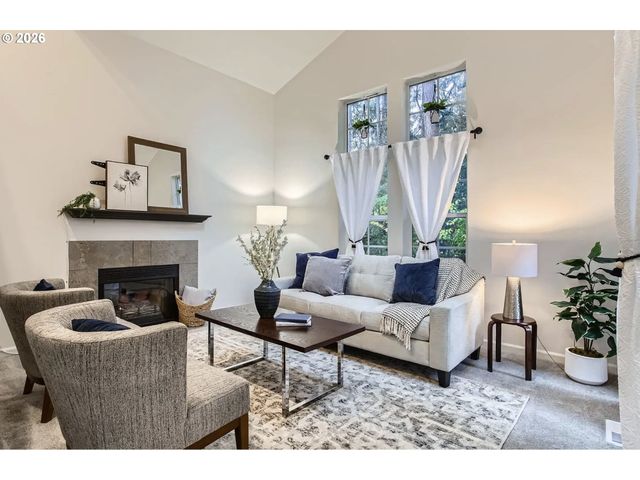 11369 Sw SYCAMORE Pl, Portland, OR 97223