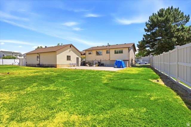 2626 W 1700 N, Clinton, UT 84015