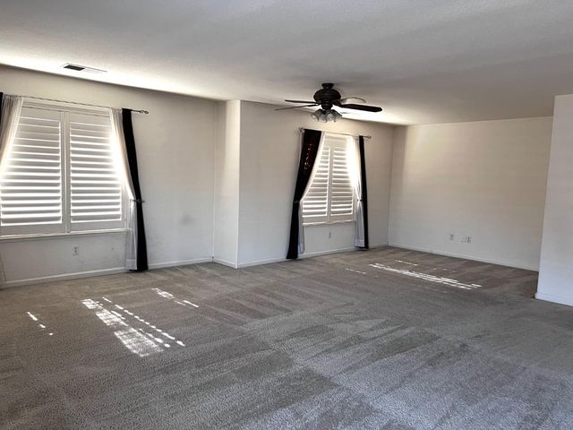 4309 Hazelnut Dr, Modesto, CA 95356