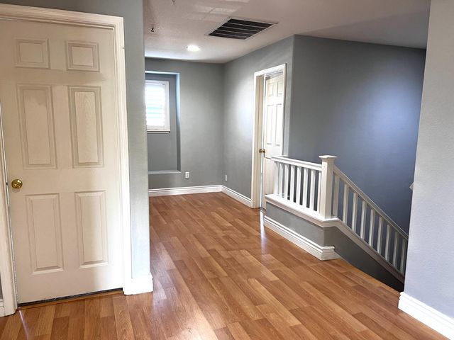 4309 Hazelnut Dr, Modesto, CA 95356