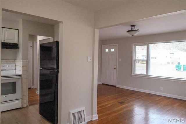 10131 Cabot Drive, Bellefontaine Nghbrs, MO 63137