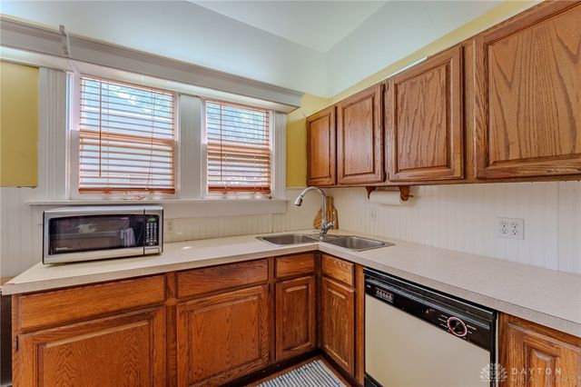 814 S Clay Street, Troy, OH 45373