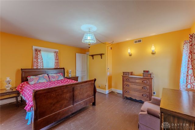 814 S Clay Street, Troy, OH 45373