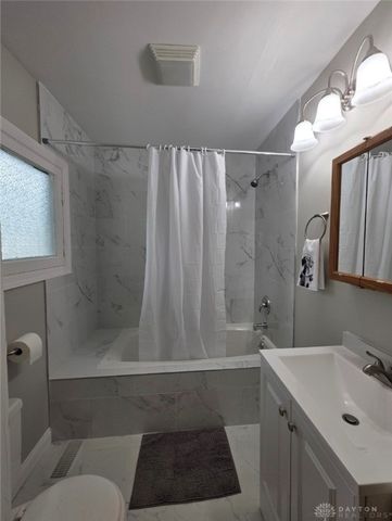814 S Clay Street, Troy, OH 45373