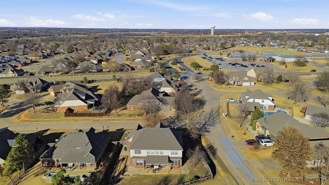 10020 E 95th Street N, Owasso, OK 74055