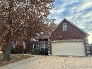 10020 E 95th Street N, Owasso, OK 74055