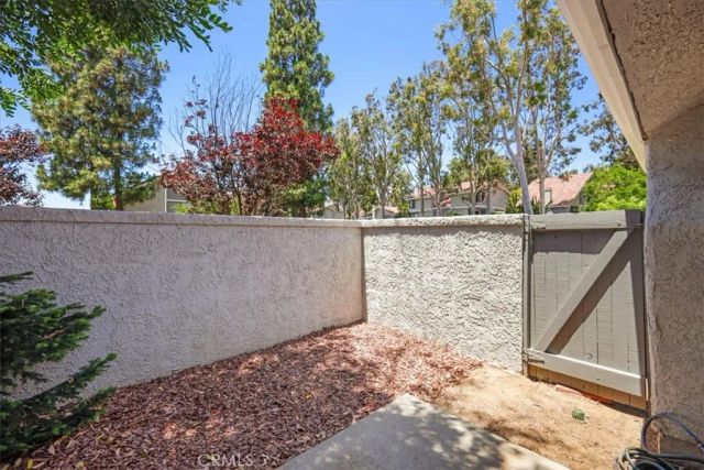 6613 Poppyview Drive, Oak Park, CA 91377