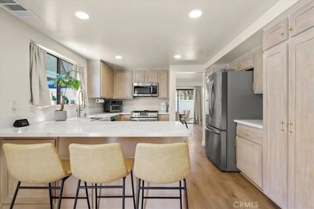 6613 Poppyview Drive, Oak Park, CA 91377