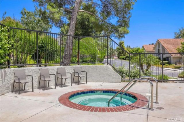 6613 Poppyview Drive, Oak Park, CA 91377