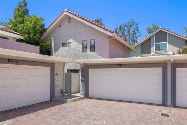 6613 Poppyview Drive, Oak Park, CA 91377