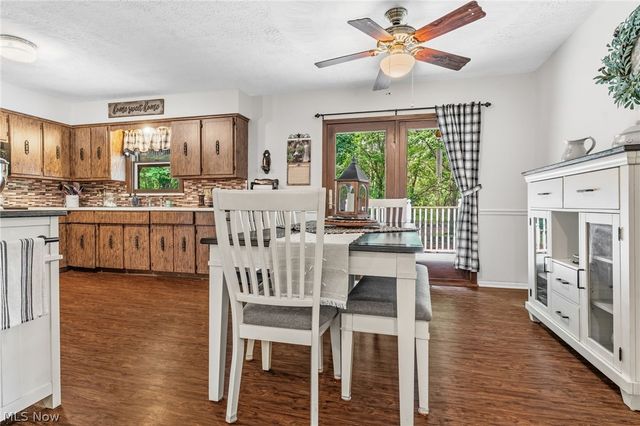7910 Burkey Road NW, North Canton, OH 44720