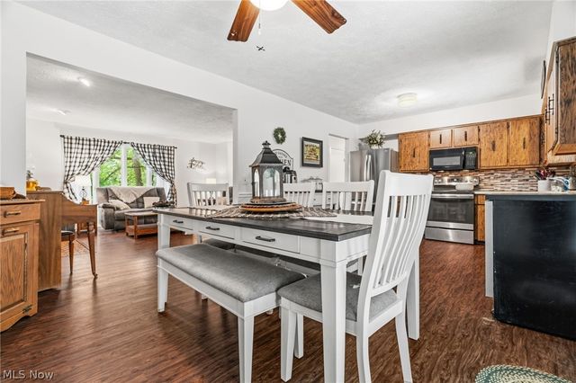 7910 Burkey Road NW, North Canton, OH 44720