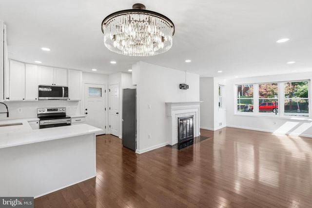 1921 RUATAN ST, Hyattsville, MD 20783