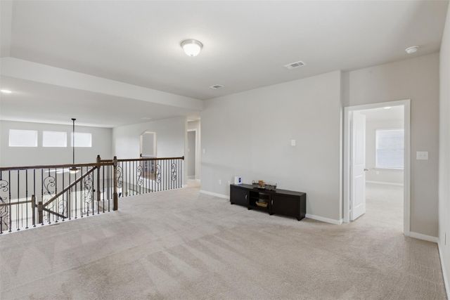 483 Algaroba LOOP, Buda, TX 78610