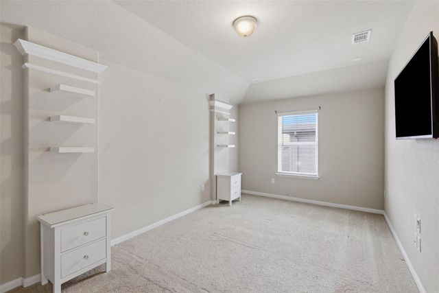 483 Algaroba LOOP, Buda, TX 78610